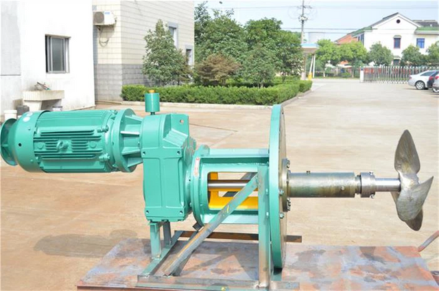 아스팔트 혼합 스테이션을 위한 컴팩트한 디자인 역청 측면 입구 믹서